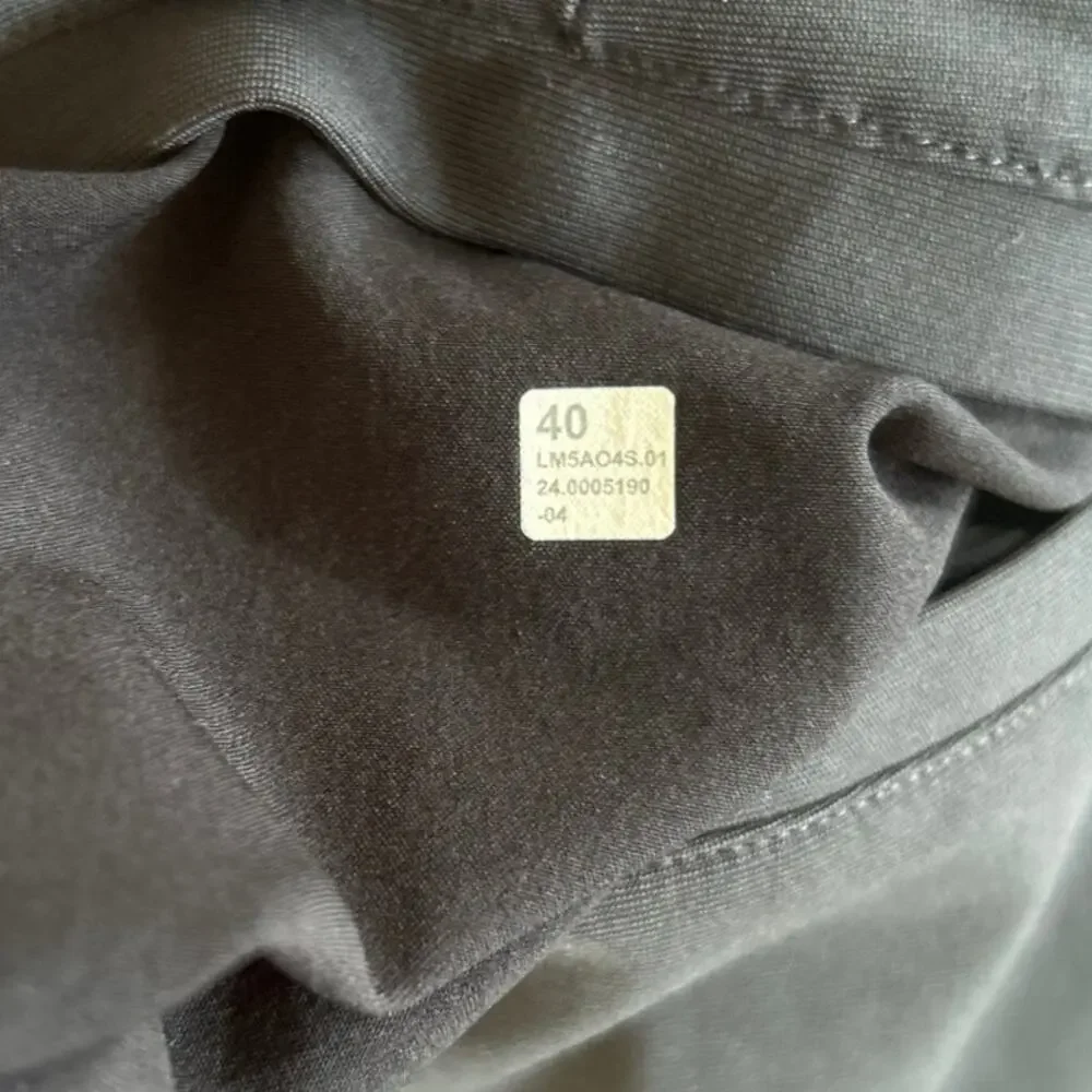 Lululemon ABC Black Warpstreme Performance Trousers (40/30)